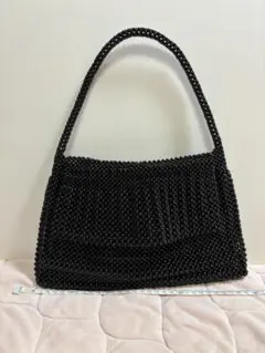 プラスチックビーズのハンドバッグ 黒　個性的　軽くてかわいい