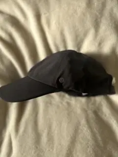 lululemon ブラック キャップ