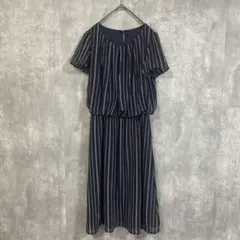 ひざ下丈　ミディ丈　ウエスト絞り　シフォンワンピース　裏地あり　ネイビー　M