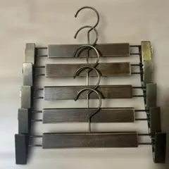 Karl Kani 木製パンツハンガー 5セット