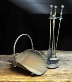 E-4 希少 アンティーク 卓上ベル 呼び鈴 カウンターベル 真鍮製 百合の