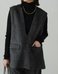 LOUNGEDRESS　ラウンジドレス　ジャギー　ベスト　完売品　人気