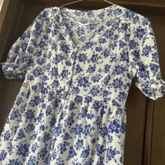 GU花柄Vネックシャツワンピース 半袖Lサイズ