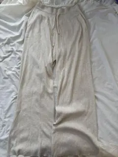 Item thumbnail for item 83e45f7d-14cc-476e-b48c-b9d18c69837f