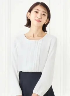 ELENA　フロントプリーツジョーゼットブラウス