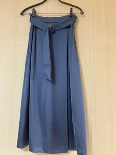 ナチュラルビューティー　ブルーフレアスカート