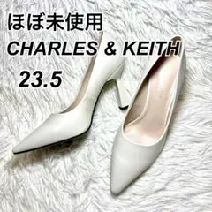 ほぼ未使用 CHARLES & KEITH パンプス ポインテッドトゥ 23.5のサムネイル