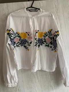 (セール)ZARA 花柄刺繍 長袖シャツ M