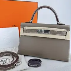 Item thumbnail for item a753891b-0925-498e-b0a7-0789f57f3039