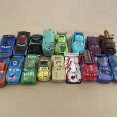 カーズ トミカ　17台セット