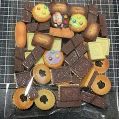 B*い様 お菓子型デコレーションパーツ約40個入り