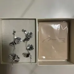 Item thumbnail for item c19b52bf-068d-423f-abf2-277cdf55a5eb