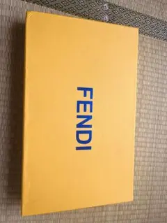 FENDI モンスター チェーン付きバック 直営店購入 - メルカリ