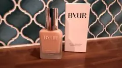 ByUR バイユア　セラムフィット スキニー グローリキッドファンデーション