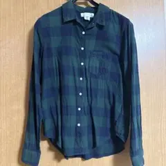 チェック柄長袖シャツ