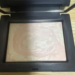 NARS ライトリフレクティング プリズマティックパウダー04454のサムネイル
