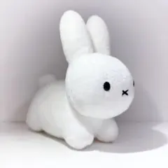 ミッフィー miffy うさぎ　ぬいぐるみ　白