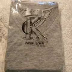 最終値下げ未使用Calvin Klein Tシャツ　L