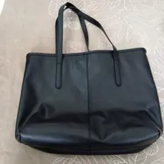 【新品・未使用】シンプルな黒のレディースビジネスバッグ
