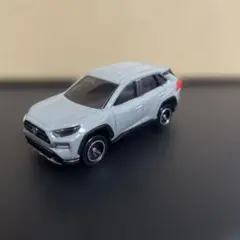 ⭐︎本日限定価格⭐︎ トミカ　トヨタ　RAV4 廃盤品