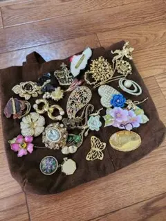 K18YGWG マルチカラー ブローチ 新品未使用 2025年最新】ダイヤ風