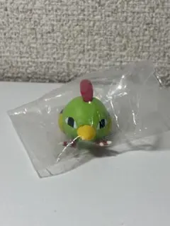 座るポケモン2 ネイティ
