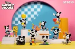 【新品未使用】ミッキーマウス COLOR HUNTING 52TOYS 8個入り
