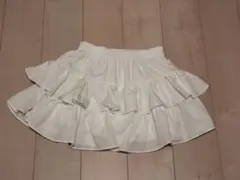 レディース　白フリルスカート　インパン付き