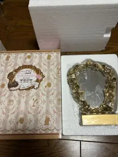 ウェディング ウェルカムボード 金色　鏡　美女と野獣　スタンド付き ウェディング ウェルカムボード ゴールドミラー 美女と野獣 スタンド付