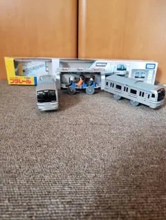 Item thumbnail for item 37745620-a51a-48b2-ad93-3d154c7effbc