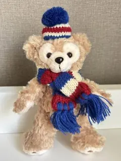 ダッフィー ウィンターシーズン　マフラー　ぬいぐるみバッジ