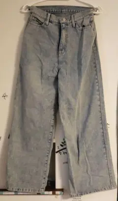 ライトブルー ストレートデニム