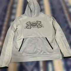 Under Armour フード付きパーカー YLG