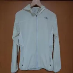 ノースフェイス ウィンドブレーカー　レディース