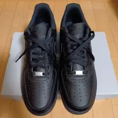 試着のみでほぼ新品　Nike Air Force 1 ブラック　28.5cm
