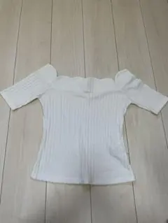 CECIL McBEE  オフショルダー　ニット