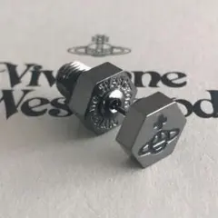 ヴィヴィアン　ネジボルトピアス　片耳用