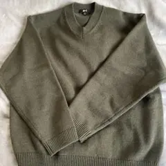 UNIQLO ウールVネックセーター Sサイズ オリーブグリーン