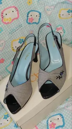 未使用 平成レトロ Chloé クロエ バックストラップ デニム 刺繍 パンプスのサムネイル