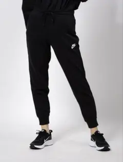 Nike ブラック スウェットパンツ Mサイズ レディース