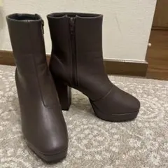 ブラウン高ヒールブーツ ジッパー付き