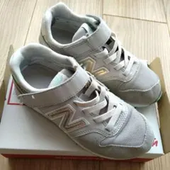 ニューバランス♡スニーカー 996 グレー グレーホログラム 20cm