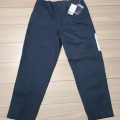 UNIQLO ワイドフィットテーパードアンクルチノ