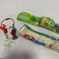 セサミストリート　フラットポーチ　エルモ　キーホルダー
