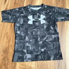 Under Armour 迷彩柄 Tシャツ
