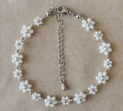 #1 ※お値下げ※ハンドメイド／フラワービーズブレスレット／ パールホワイト