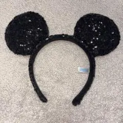 ミッキーマウス耳型カチューシャ 黒 スパンコール