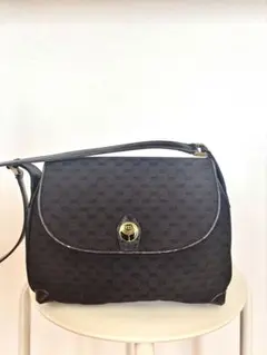 【GUCCI】ヴィンテージショルダーバッグ GG柄