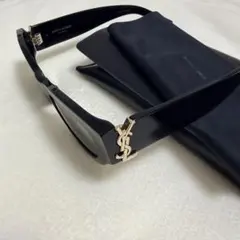 完売品】【正規店購入】サンローラン スケートボード キーリング YSL