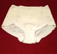 補正下着　クリーム色 レース装飾 ハイウエスト骨盤ガードル